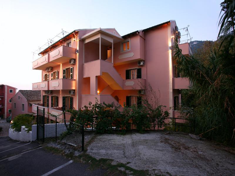 Alexis Apartments เวนิทเซส ภายนอก รูปภาพ
